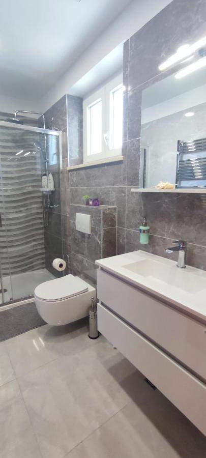 Garden Apartment Dina With Free Parking Split Exterior photo